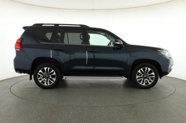 Toyota Land Cruiser  2.8 D-4D 