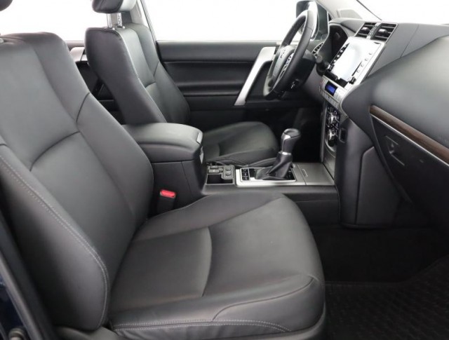 Toyota Land Cruiser  2.8 D-4D 