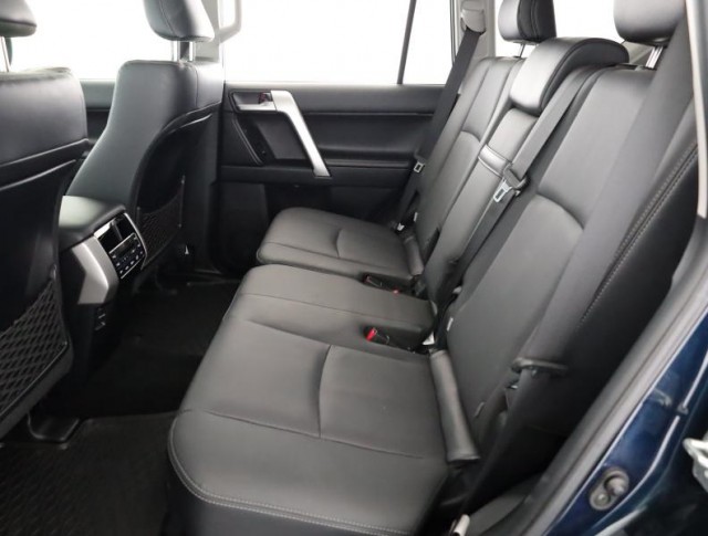 Toyota Land Cruiser  2.8 D-4D 