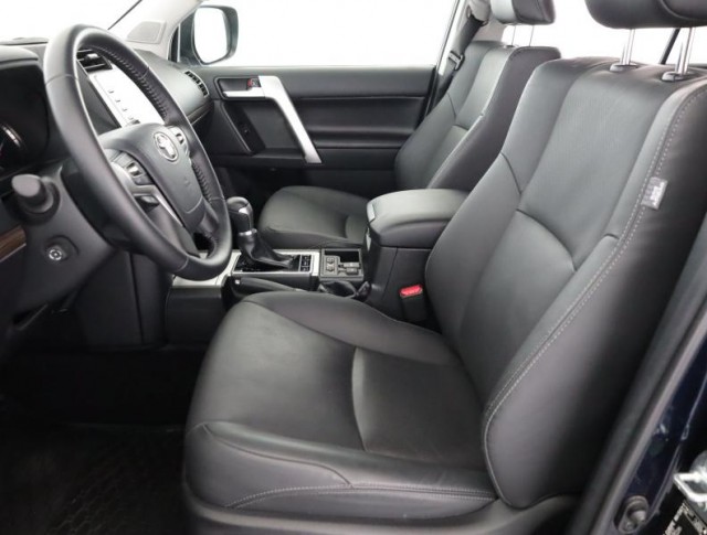 Toyota Land Cruiser  2.8 D-4D 