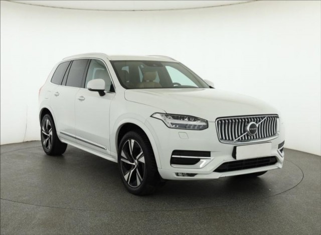 Volvo XC90  B5 AWD 