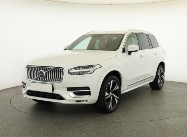 Volvo XC90  B5 AWD 
