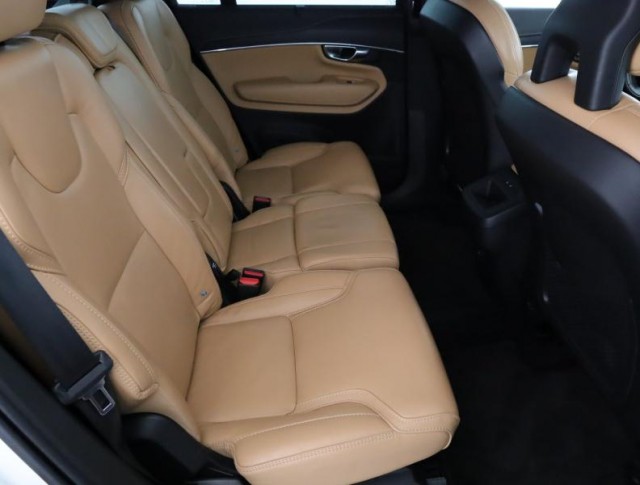 Volvo XC90  B5 AWD 