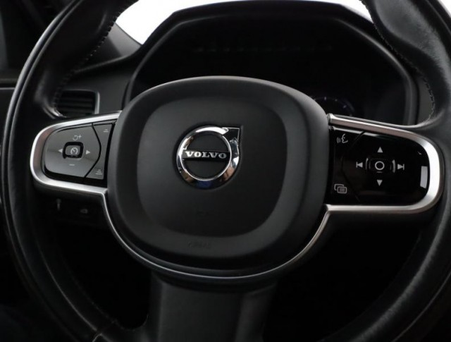 Volvo XC90  B5 AWD 