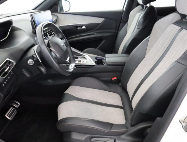 Peugeot 3008  e-Hybrid 300 GT