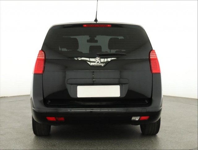 Peugeot 5008  1.6 HDi 