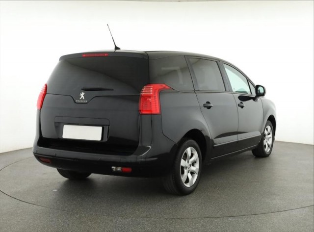 Peugeot 5008  1.6 HDi 