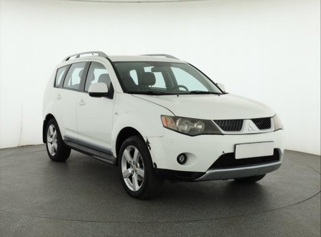 Mitsubishi Outlander  2.4 MIVEC 
