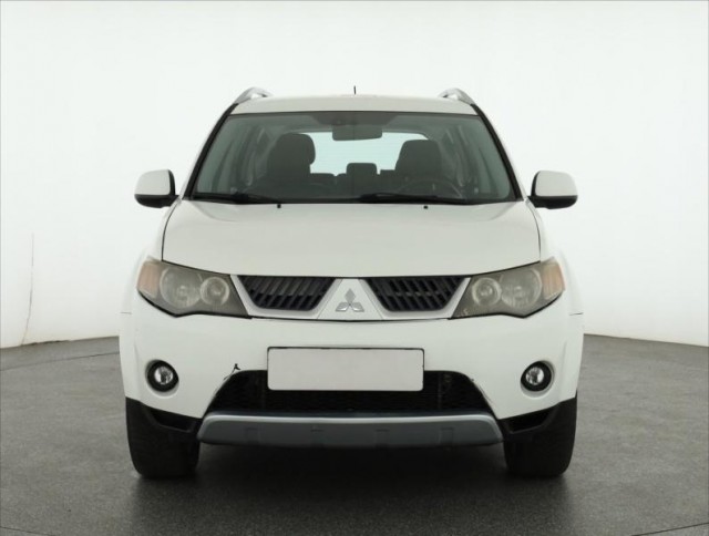 Mitsubishi Outlander  2.4 MIVEC 