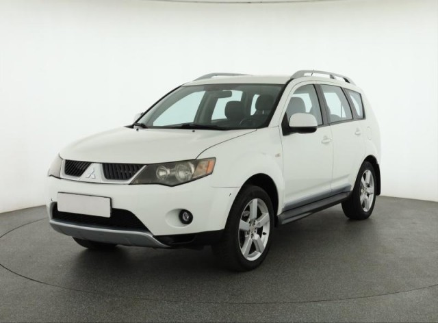 Mitsubishi Outlander  2.4 MIVEC 