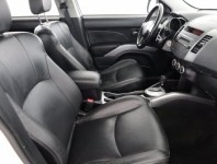 Mitsubishi Outlander  2.4 MIVEC 