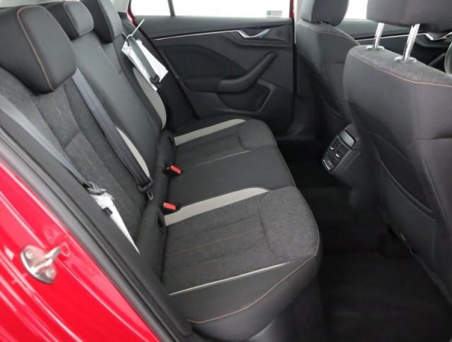 Škoda Kamiq  1.0 TSI Style