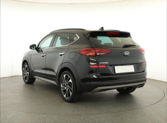 Hyundai Tucson  2.0 CRDi 