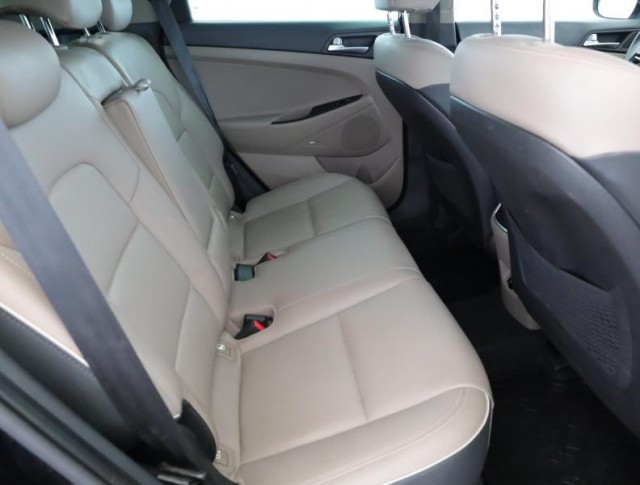 Hyundai Tucson  2.0 CRDi 