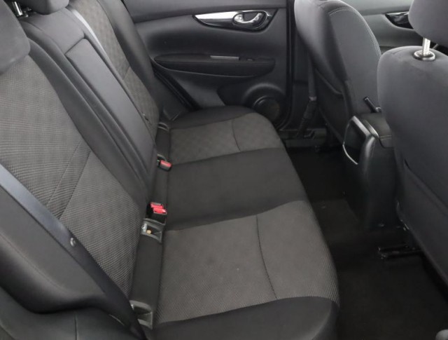 Nissan Qashqai  1.6 DIG-T 