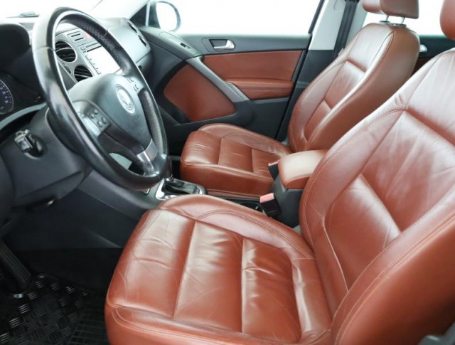 Volkswagen Tiguan  2.0 TDI 