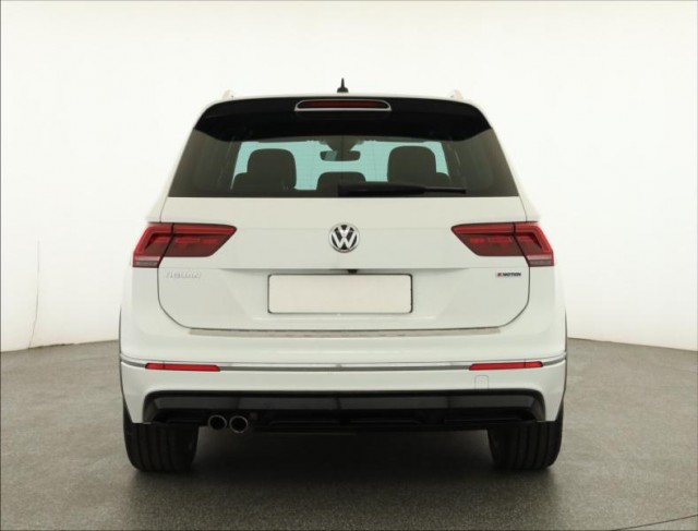 Volkswagen Tiguan  2.0 TDI R-Line