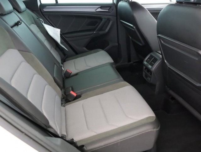 Volkswagen Tiguan  2.0 TDI R-Line