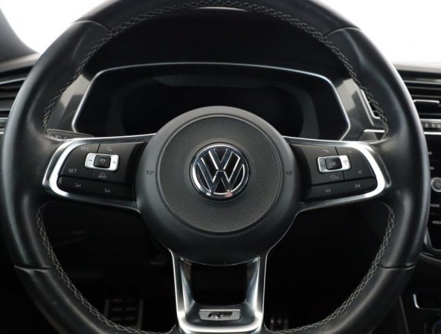 Volkswagen Tiguan  2.0 TDI R-Line