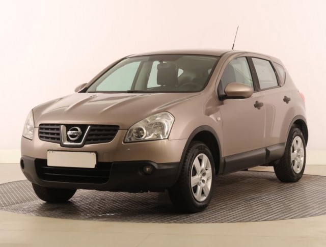 Nissan Qashqai  1.6 