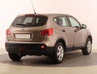 Nissan Qashqai  1.6 