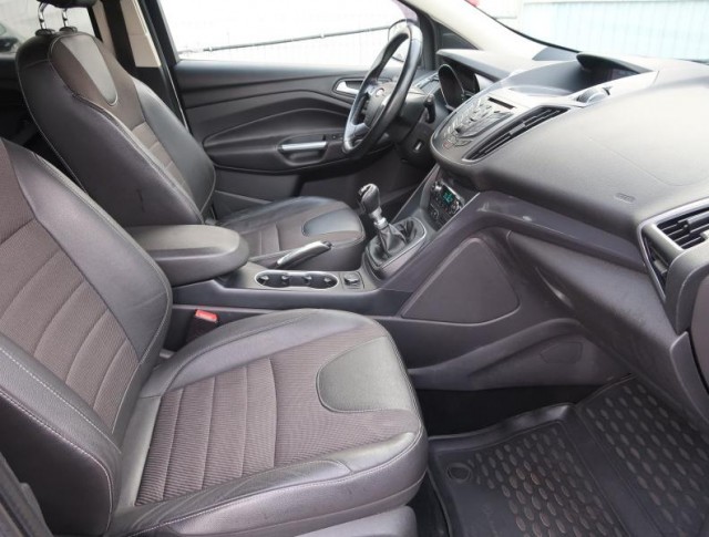 Ford Kuga  2.0 TDCi 