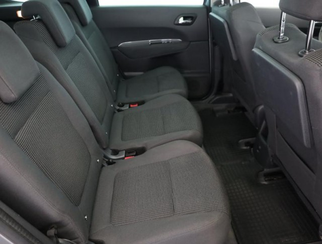 Peugeot 5008  2.0 BlueHDi 
