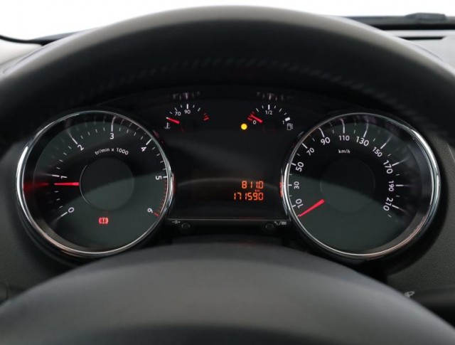 Peugeot 5008  2.0 BlueHDi 