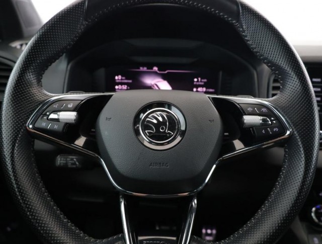 Škoda Karoq  1.6 TDI Sportline