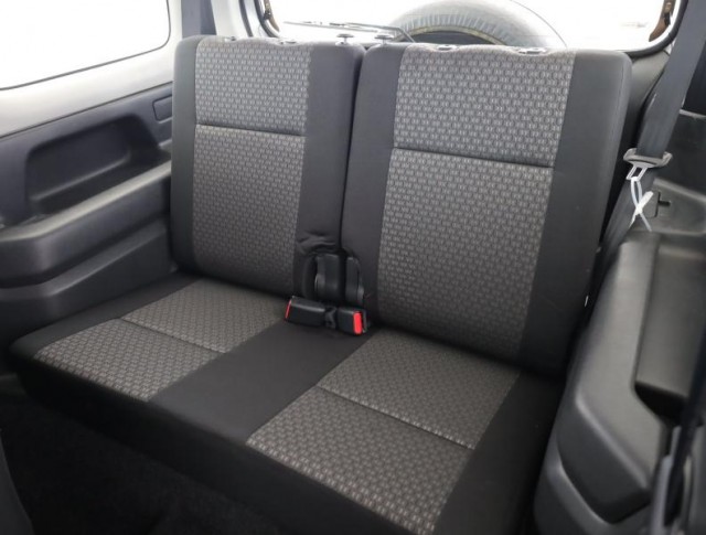 Suzuki Jimny  1.3 16V 