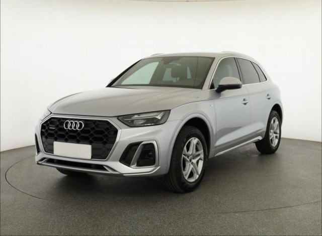 Audi Q5  40 TDI S line