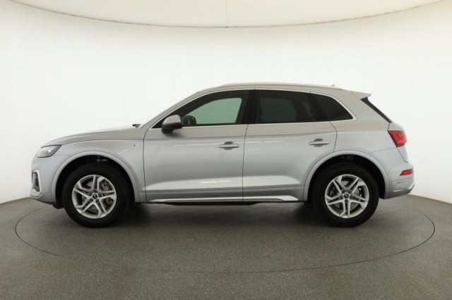 Audi Q5  40 TDI S line