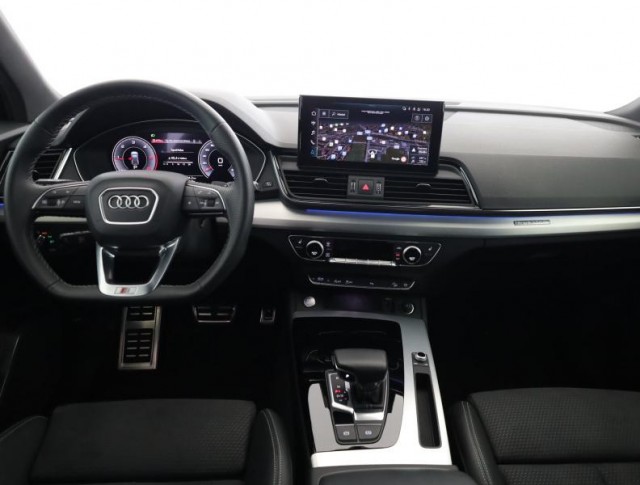 Audi Q5  40 TDI S line