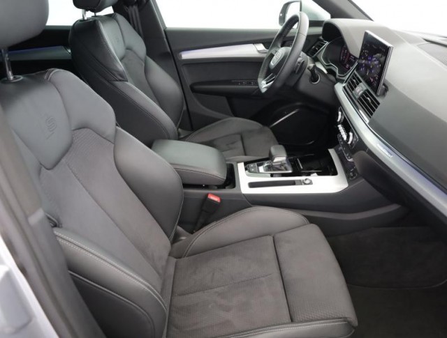 Audi Q5  40 TDI S line