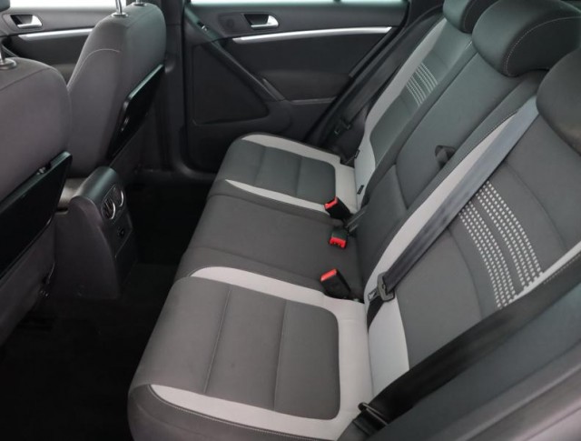 Volkswagen Tiguan  2.0 TDI 