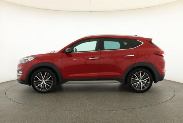 Hyundai Tucson  2.0 CRDi 