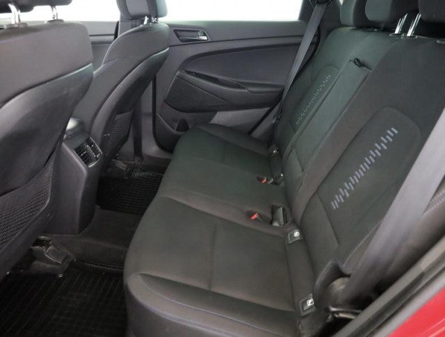Hyundai Tucson  2.0 CRDi 