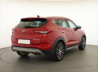 Hyundai Tucson  2.0 CRDi 