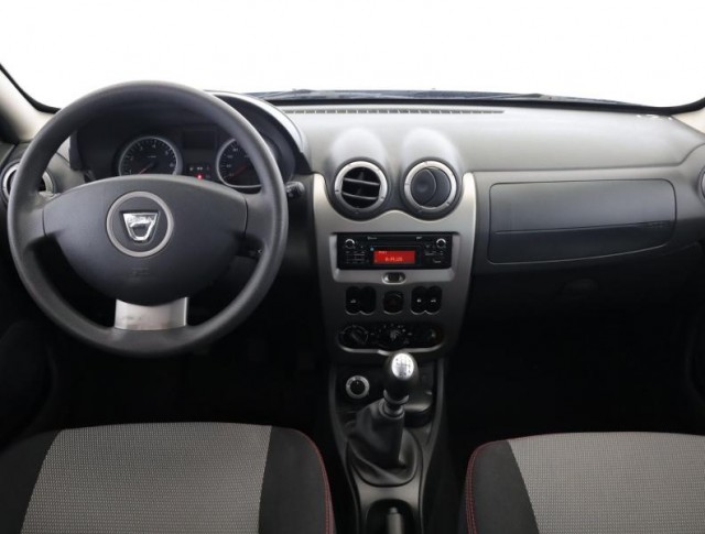 Dacia Duster  1.6 16V 