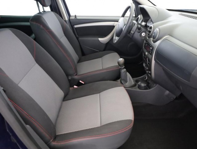 Dacia Duster  1.6 16V 