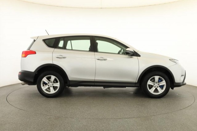 Toyota RAV 4  2.2 D-4D 