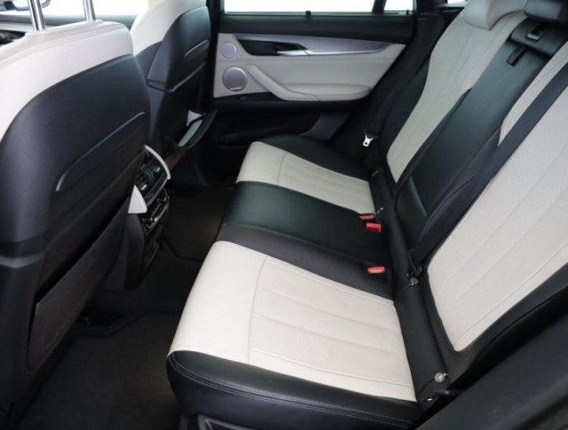 BMW X6  xDrive35i M Paket