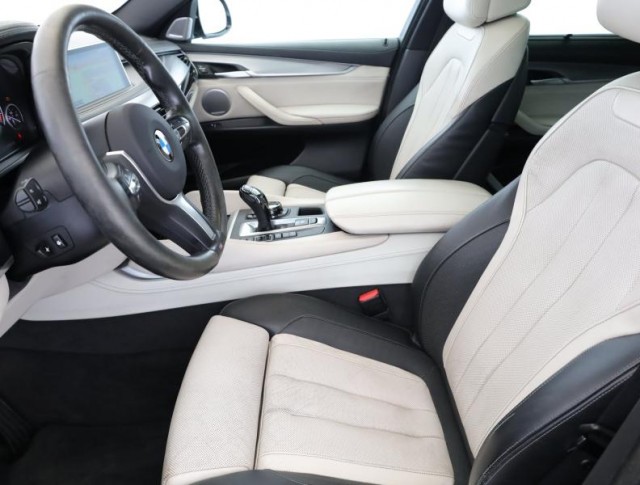 BMW X6  xDrive35i M Paket