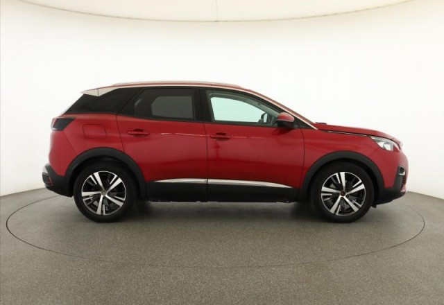 Peugeot 3008  1.6 BlueHDi Allure