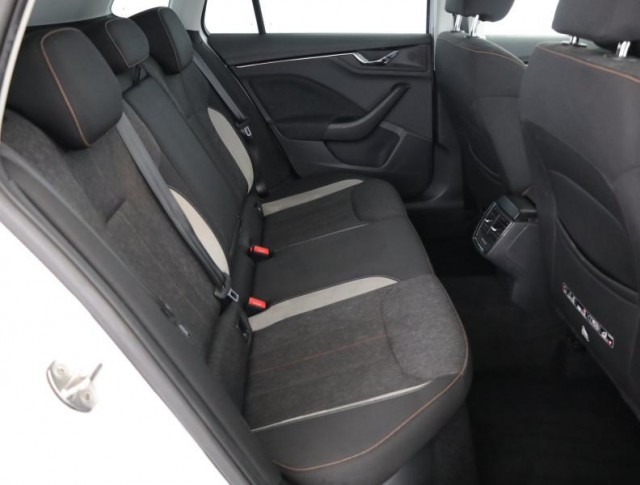 Škoda Kamiq  1.6 TDI Style