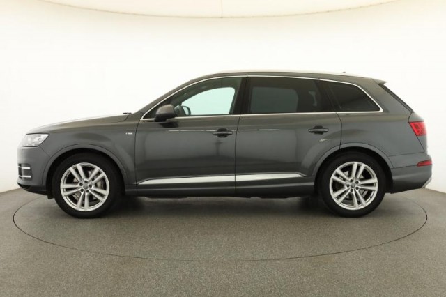 Audi Q7  50 TDI S-Line