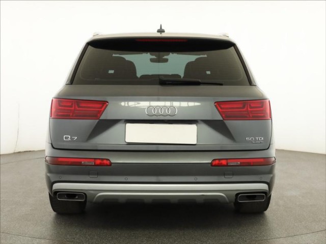 Audi Q7  50 TDI S-Line