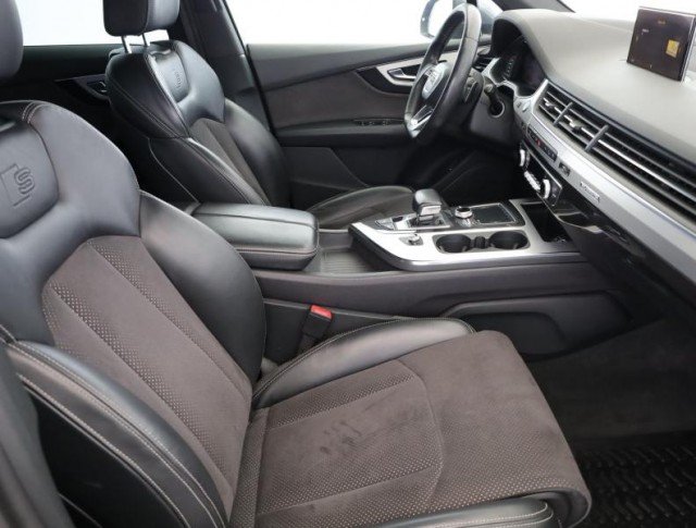 Audi Q7  50 TDI S-Line