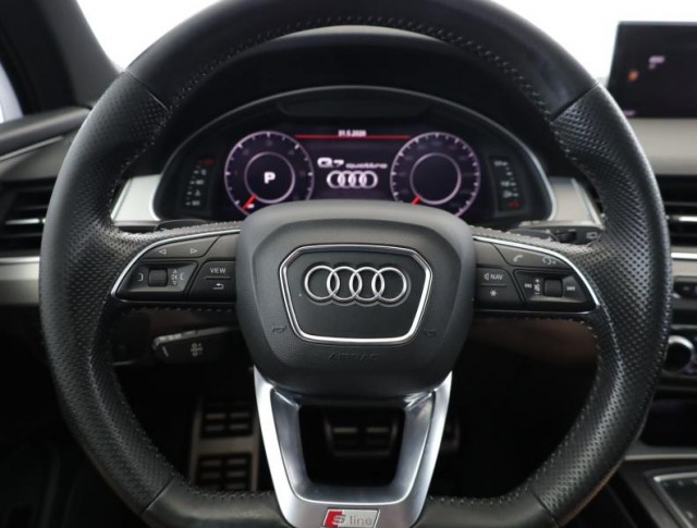 Audi Q7  50 TDI S-Line
