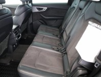 Audi Q7  50 TDI S-Line